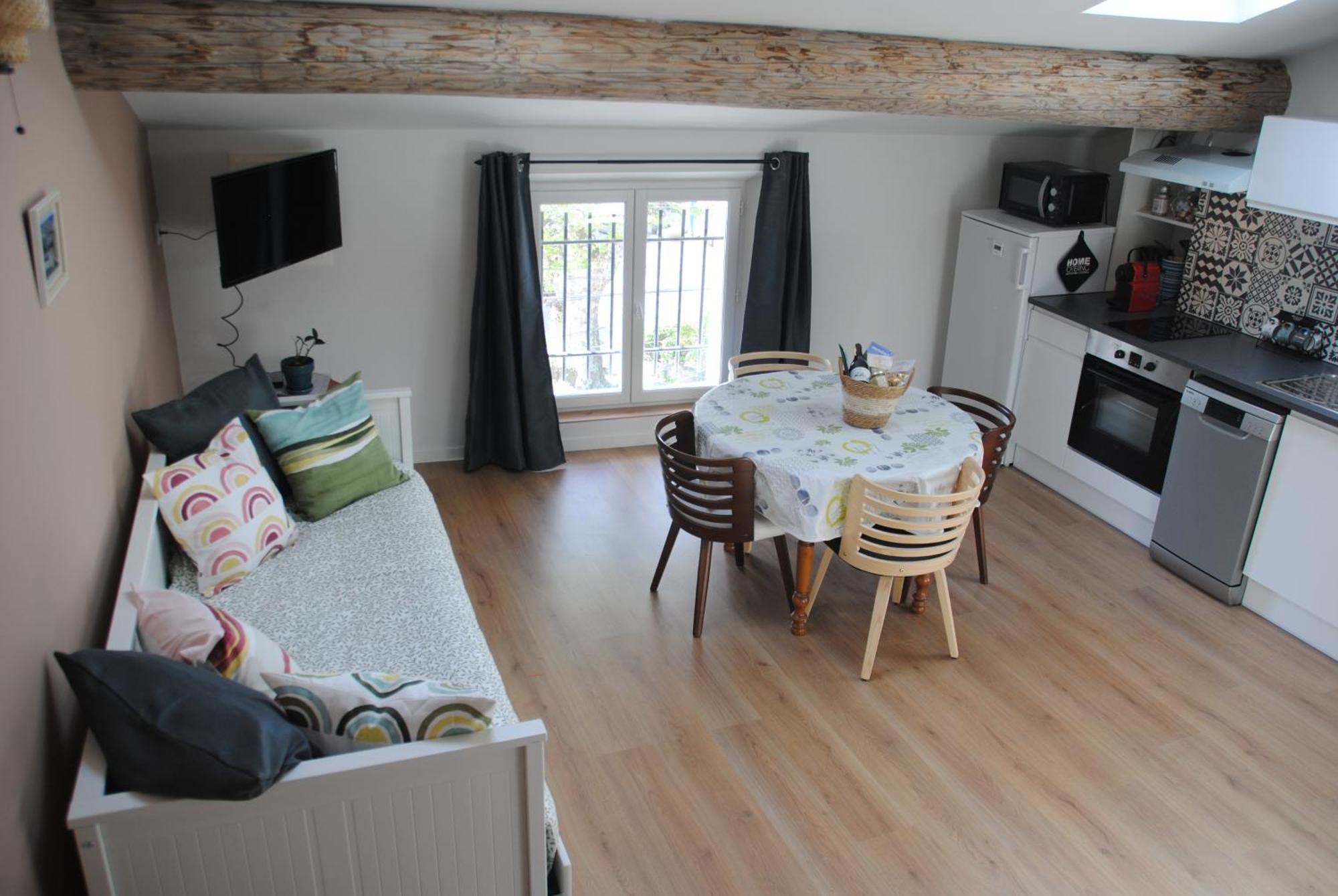 Appartement Cosy Au Deuxieme Etage Malaucène Esterno foto